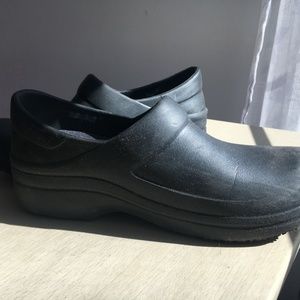 Black Crocs Clogs